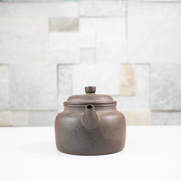 Woodfired De Zhong (柴燒德鐘)180ml Zisha Teapot