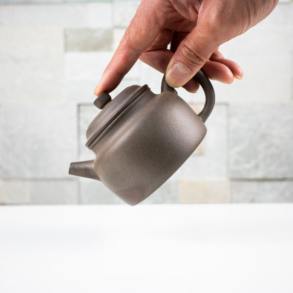 Woodfired De Zhong (柴燒德鐘)180ml Zisha Teapot